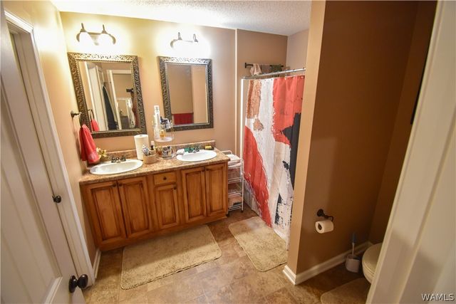 10410 Hunt, Tuscaloosa, AL 35405