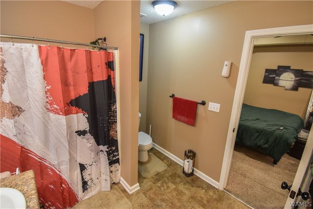 10410 Hunt, Tuscaloosa, AL 35405