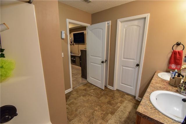 10410 Hunt, Tuscaloosa, AL 35405
