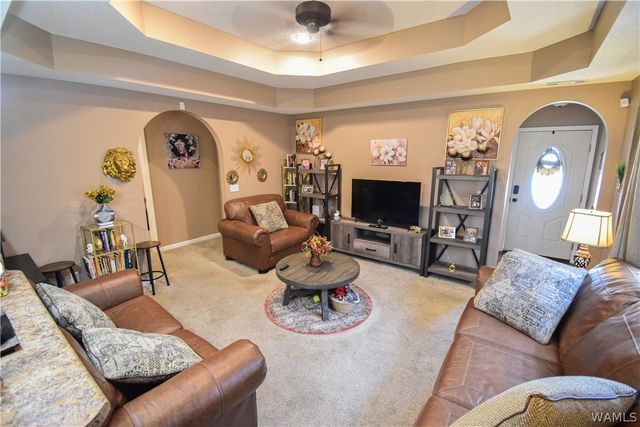 10410 Hunt, Tuscaloosa, AL 35405