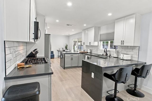 17000 Jeanine Place, Granada Hills, CA 91344