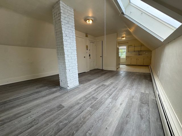 2534 Massachusetts Ave 3, Cambridge, MA 02140