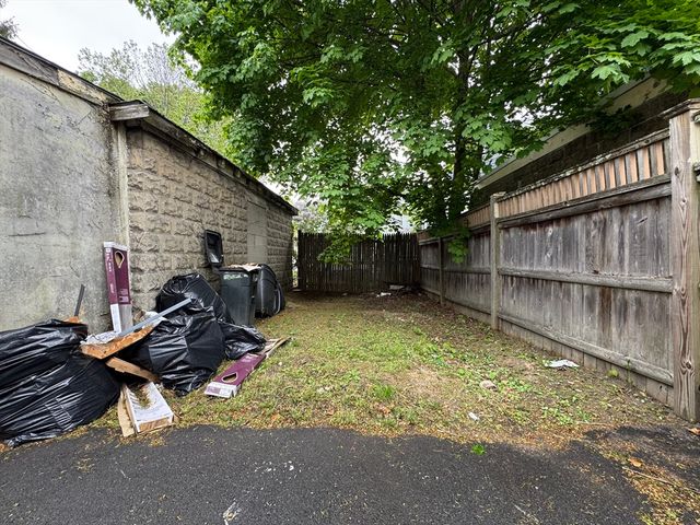 2534 Massachusetts Ave 3, Cambridge, MA 02140