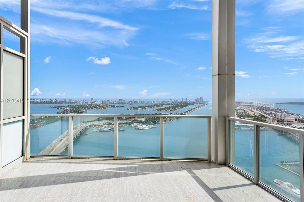 1100 Biscayne Blvd 5705, Miami, FL 33132