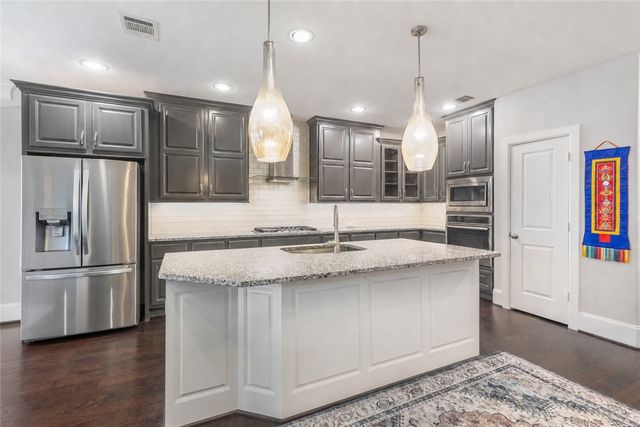 2611 Kinnersley Court, College Station, TX 77845