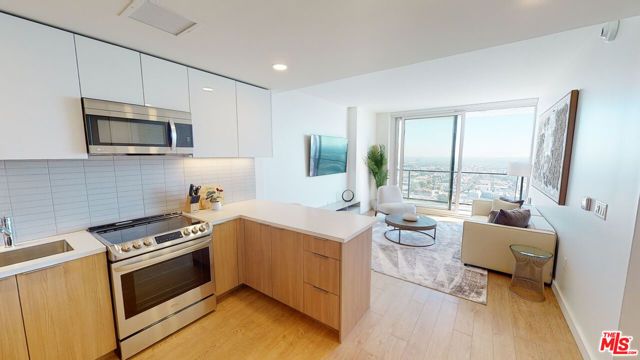 11750 Wilshire Boulevard 2610, Los Angeles, CA 90025