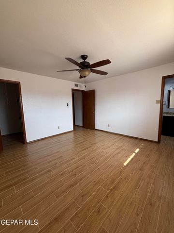 2608 Lake Michigan Drive, El Paso, TX 79936