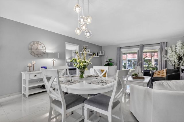 168 Amherst Lane, Lake Worth, FL 33467