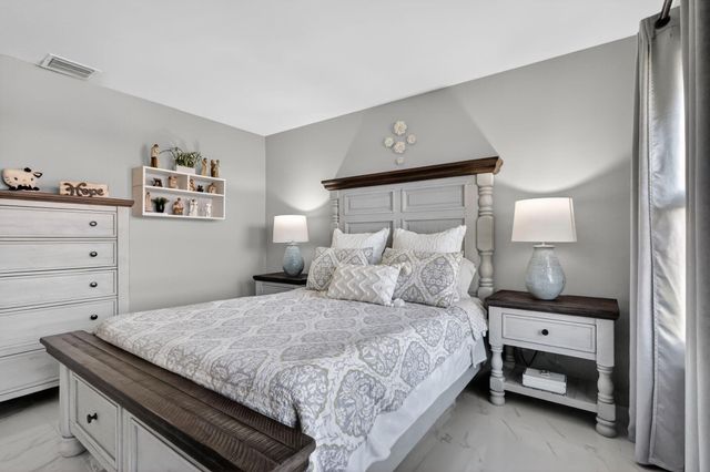 168 Amherst Lane, Lake Worth, FL 33467