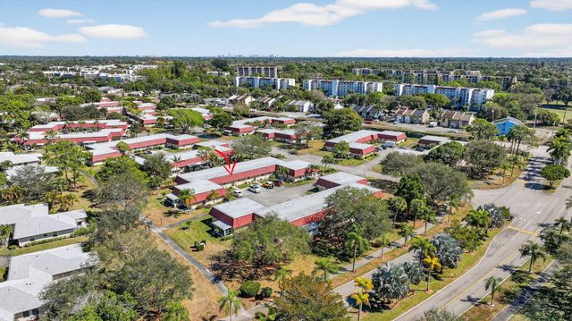 168 Amherst Lane, Lake Worth, FL 33467