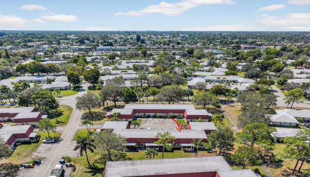 168 Amherst Lane, Lake Worth, FL 33467