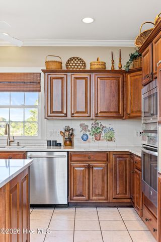 4418 Polly Gully Court SE, Southport, NC 28461