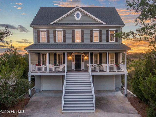 4418 Polly Gully Court SE, Southport, NC 28461