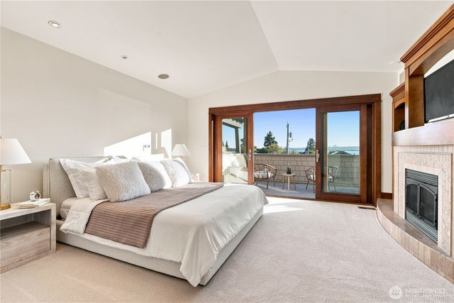 328 10th Avenue W, Kirkland, WA 98033
