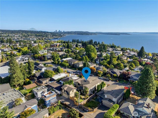 328 10th Avenue W, Kirkland, WA 98033