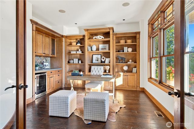 328 10th Avenue W, Kirkland, WA 98033