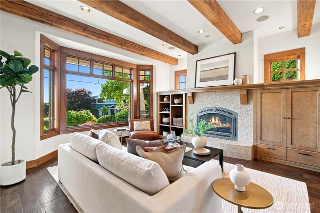 328 10th Avenue W, Kirkland, WA 98033