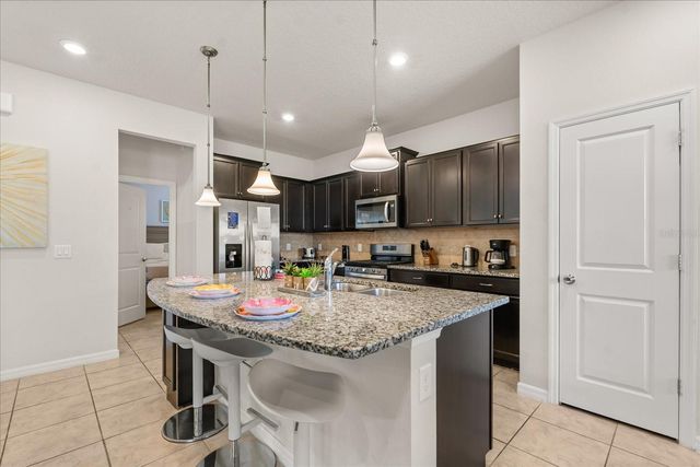 5425 MISTY OAK CIRCLE, Davenport, FL 33837