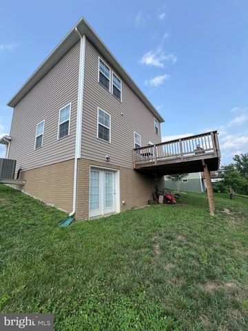 223 LUXOR CT, Bunker Hill, WV 25413