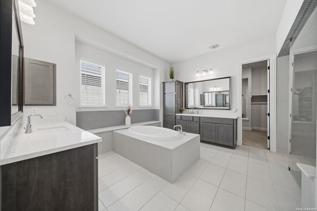 122 Huntwick, San Antonio, TX 78006