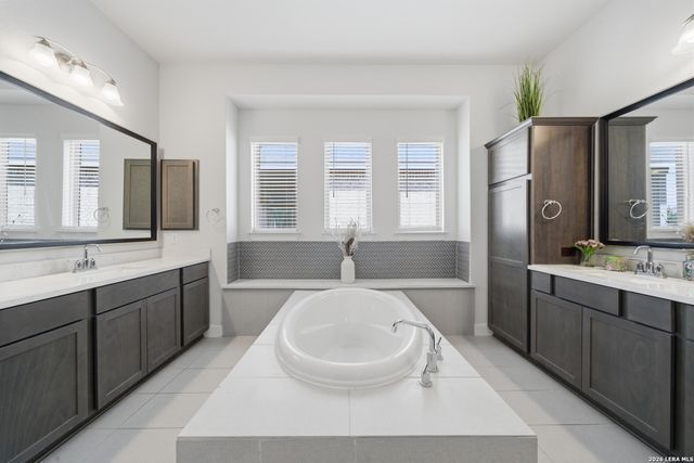 122 Huntwick, San Antonio, TX 78006