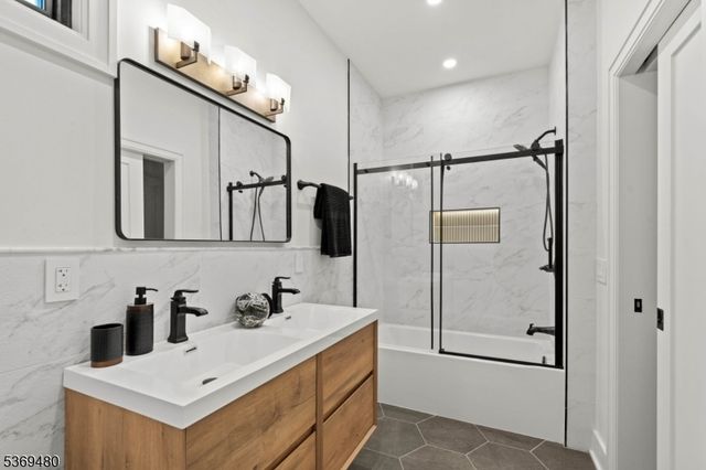 123 Willowdale Ave, Montclair Twp., NJ 07042