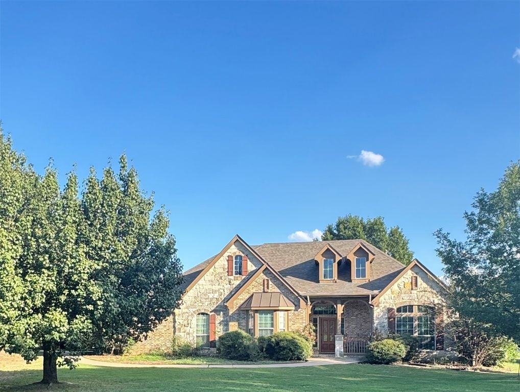 2001 Warwick Crescent Court, Argyle, TX 76226