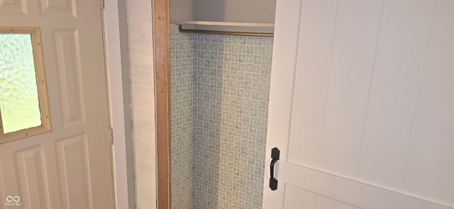 10671 E State Road 7, Columbus, IN 47203