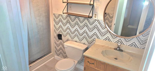 10671 E State Road 7, Columbus, IN 47203