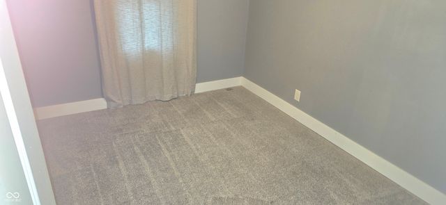 10671 E State Road 7, Columbus, IN 47203