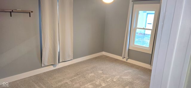 10671 E State Road 7, Columbus, IN 47203