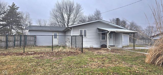 10671 E State Road 7, Columbus, IN 47203