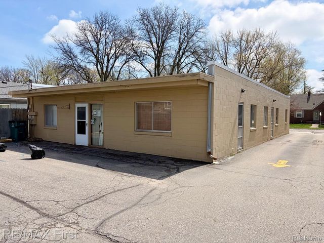 1112 Catalpa Drive, Royal Oak, MI 48067