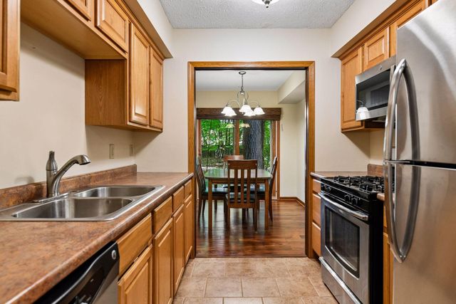 8823 Basswood Road, Eden Prairie, MN 55344