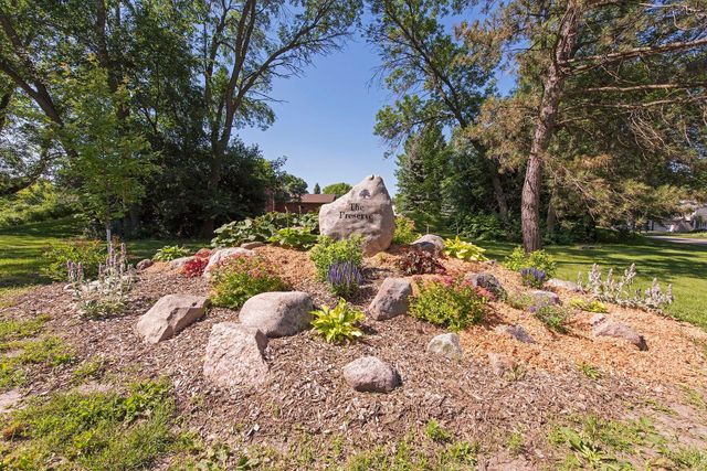 8823 Basswood Road, Eden Prairie, MN 55344