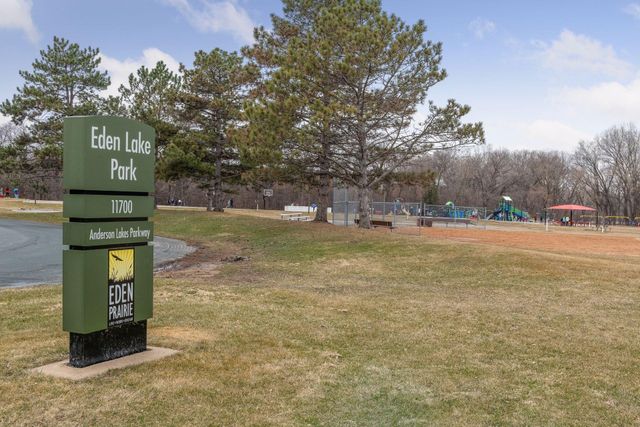 8823 Basswood Road, Eden Prairie, MN 55344