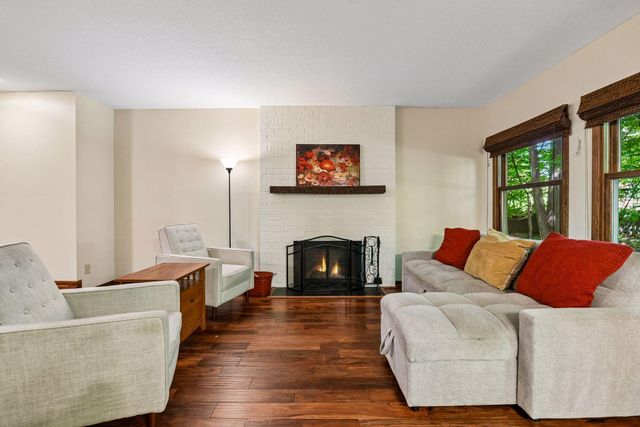 8823 Basswood Road, Eden Prairie, MN 55344