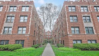 4523.5 S Drexel Boulevard 3W, Chicago, IL 60653