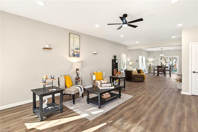 1034 Hannah ST, Norfolk, VA 23505