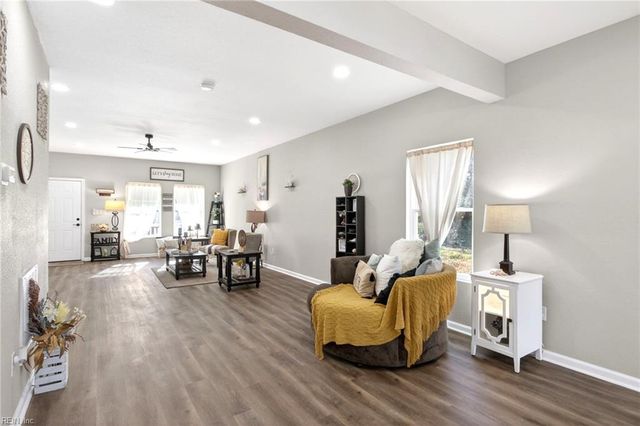 1034 Hannah ST, Norfolk, VA 23505