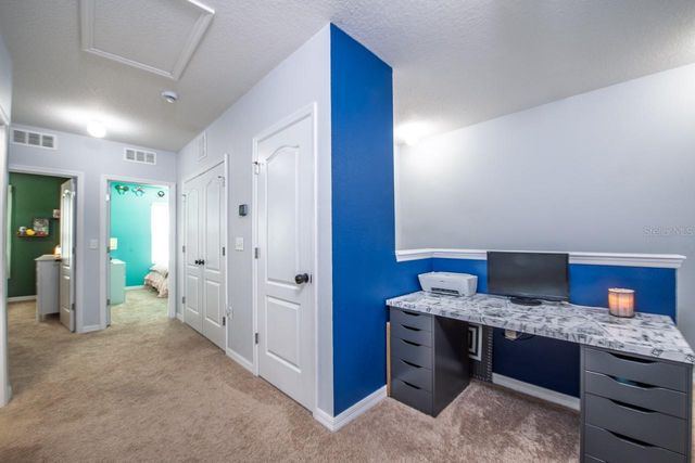 9712 HOUND CHASE DRIVE, Gibsonton, FL 33534