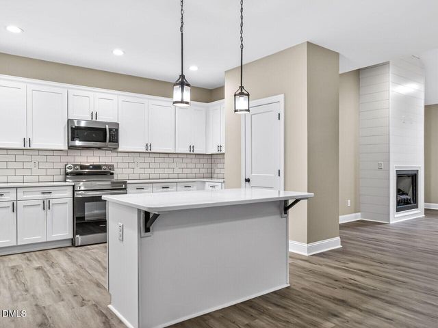 1099 Woodridge Trail, Sanford, NC 27332