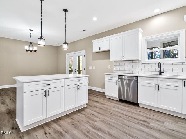 1099 Woodridge Trail, Sanford, NC 27332