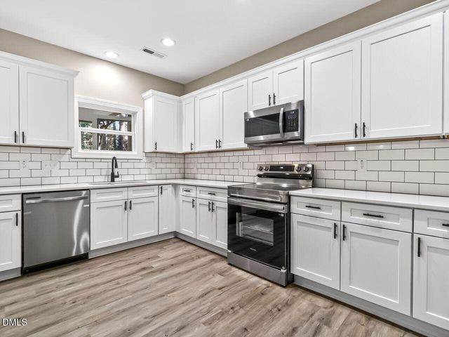 1099 Woodridge Trail, Sanford, NC 27332