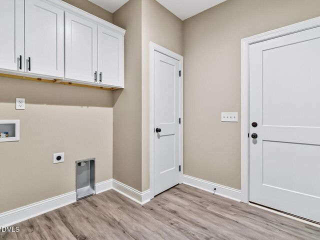 1099 Woodridge Trail, Sanford, NC 27332