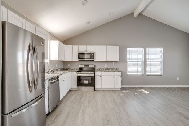 606 S Aquilla Street, Itasca, TX 76055