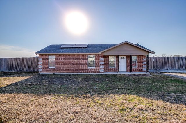 606 S Aquilla Street, Itasca, TX 76055