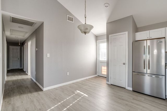 606 S Aquilla Street, Itasca, TX 76055