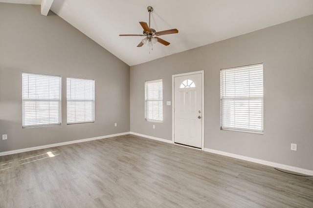 606 S Aquilla Street, Itasca, TX 76055