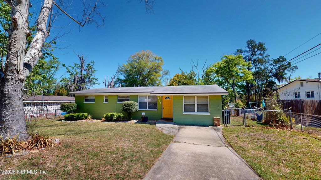 370 GWINNETT Road, Orange Park, FL 32073